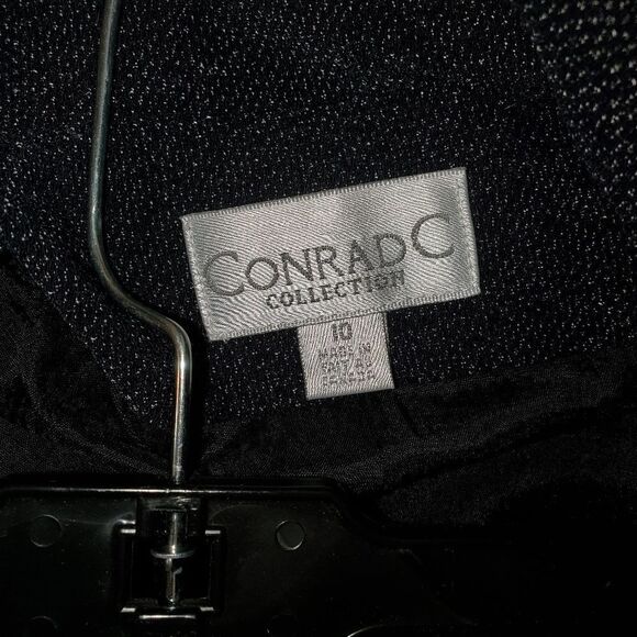 Designs by Conrad: Size 10: 2 Piece Pants Suit, 2 pockets on the Jacket - Picture 4 of 6